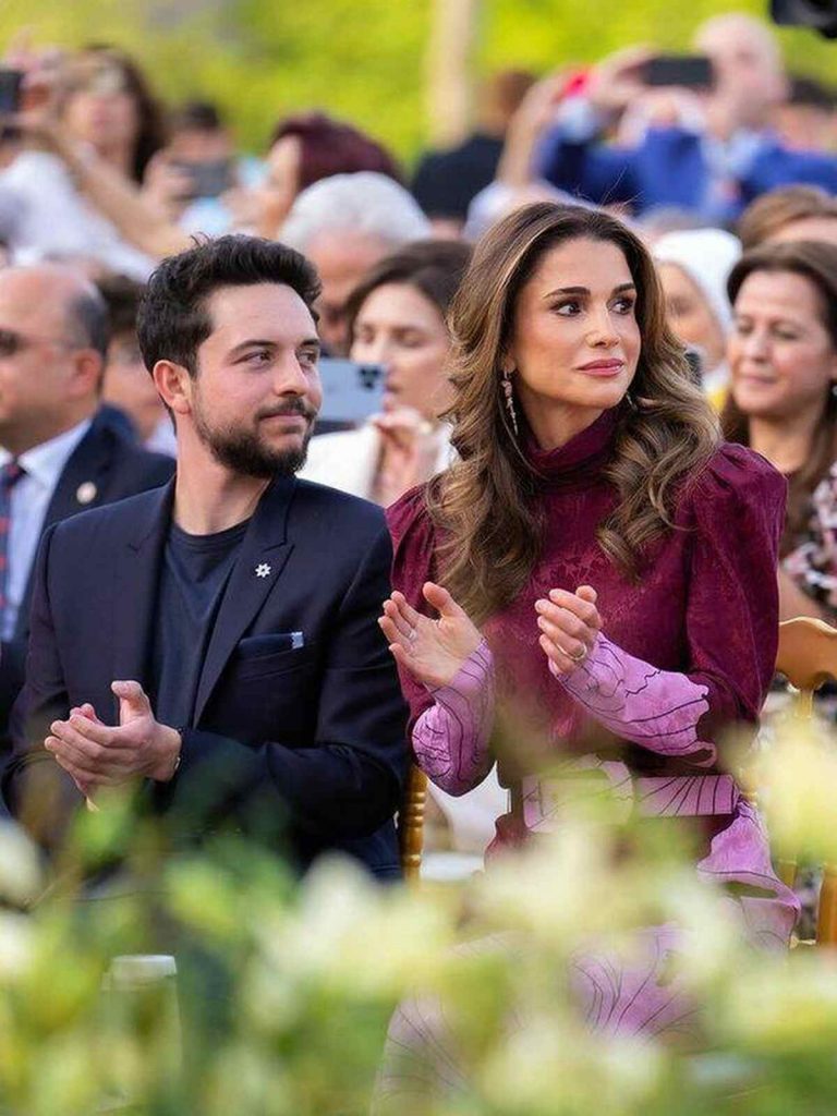 Rania de Jordania, pendientes lágrima