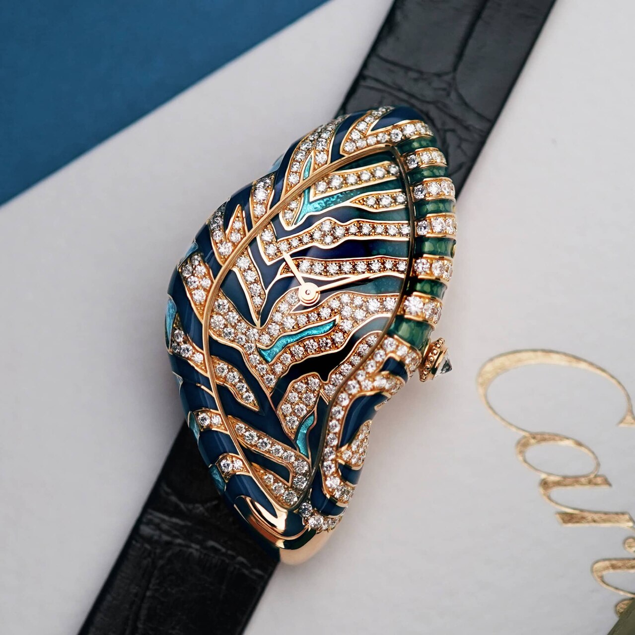 Cartier, Crash Tigr&eacute;e-M&eacute;tamorphoses, relojes