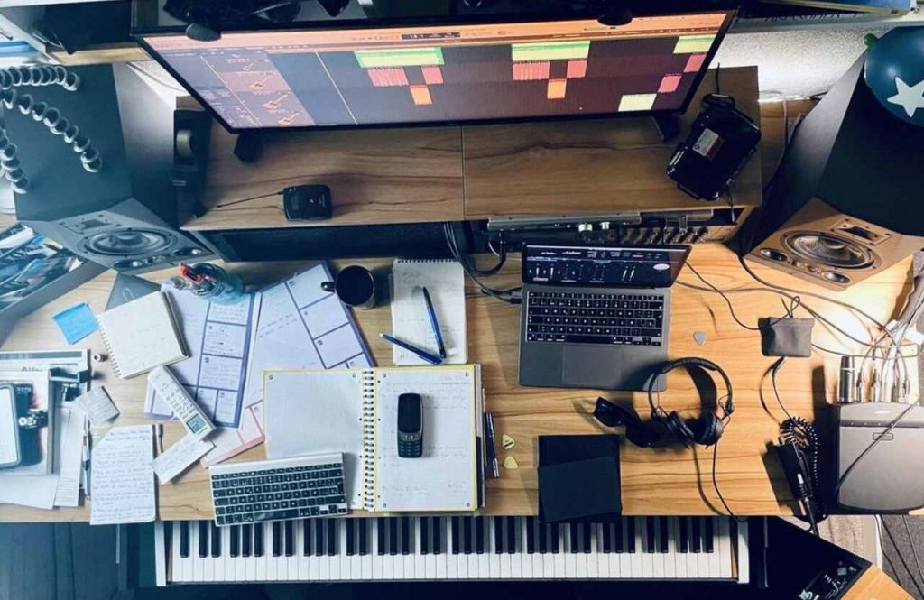 Detalles del estudio de grabaci&oacute;n de Maldita Nerea
