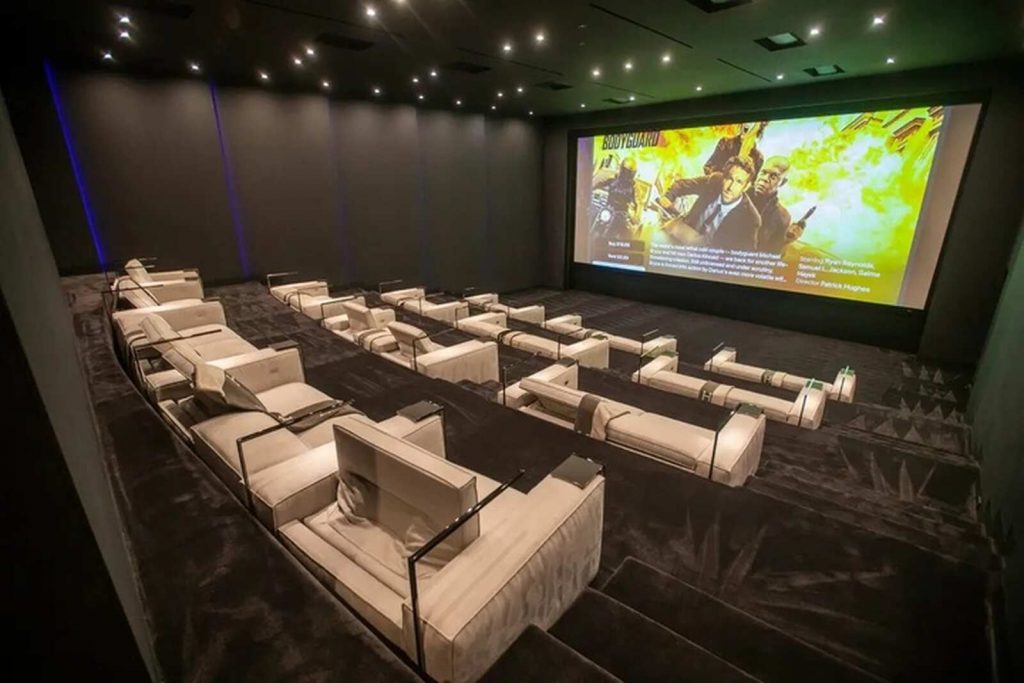 Cine The One