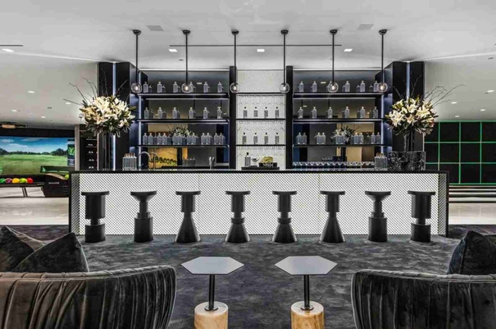 Bar The One