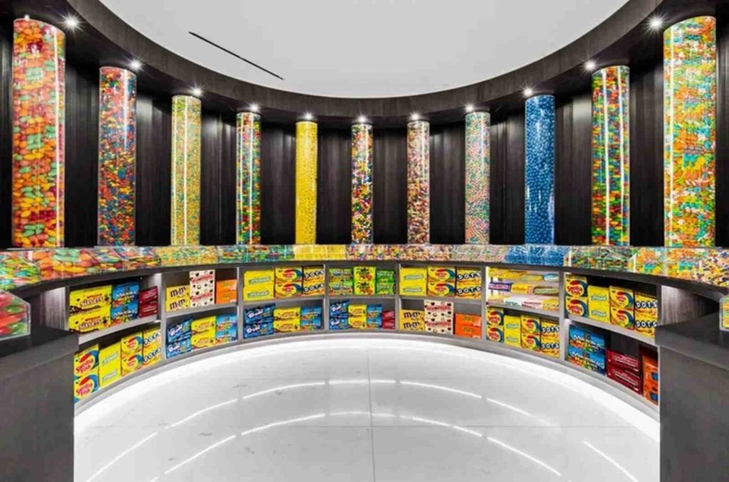 Sala de dulces, The One