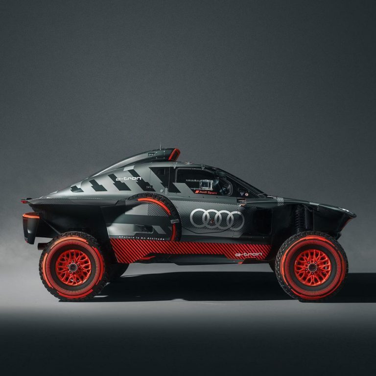 carlos sainz, dakar, audi, coche dakar, coche eléctrico dakar, audi dakar sainz, Audi RS Q e-tron