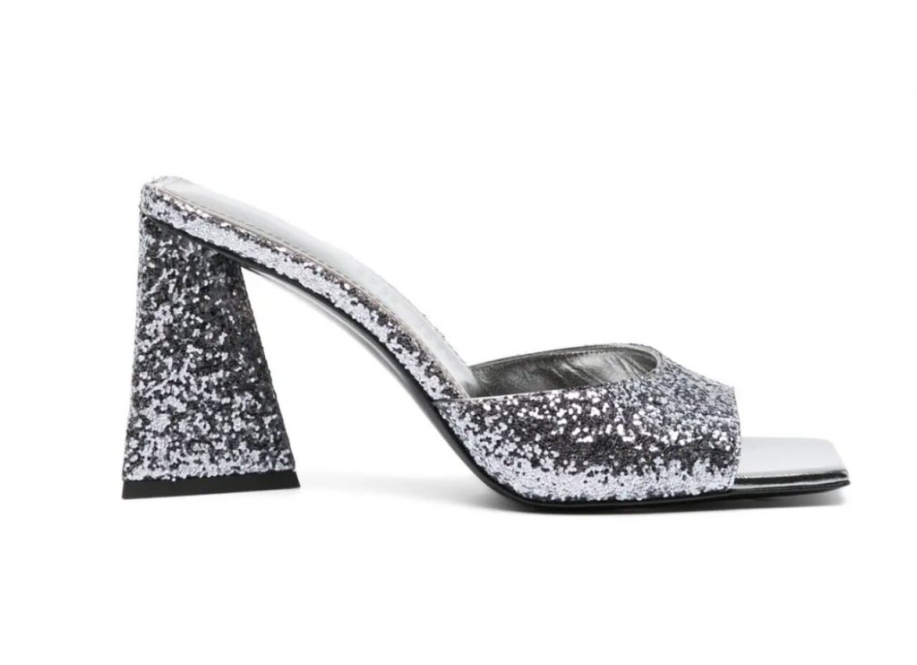 sandalias, tacones, plateado, metalizado, tendencias, qu&eacute; se lleva, ropa