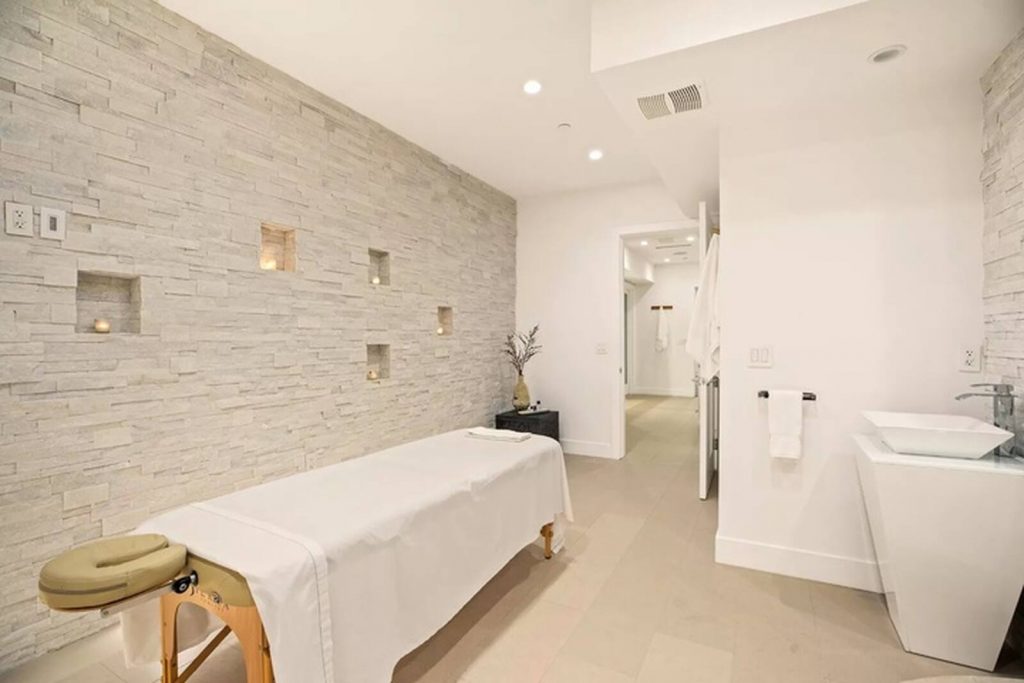 Ba&ntilde;o mansi&oacute;n Beckham