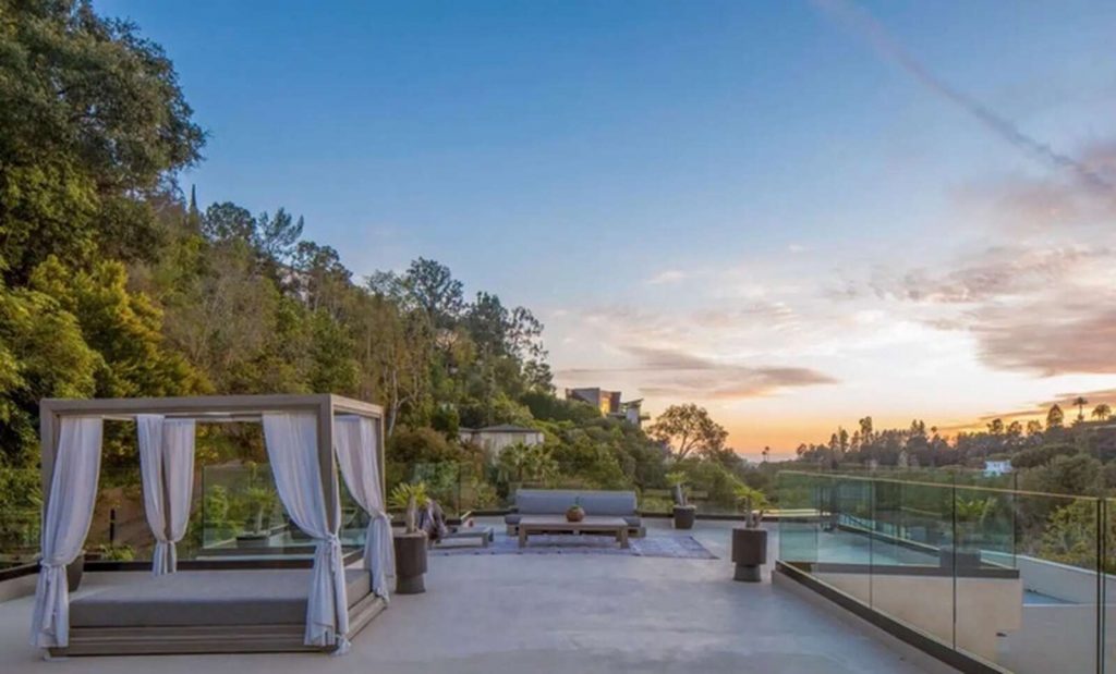 Terraza Peltz-Beckham, mansi&oacute;n
