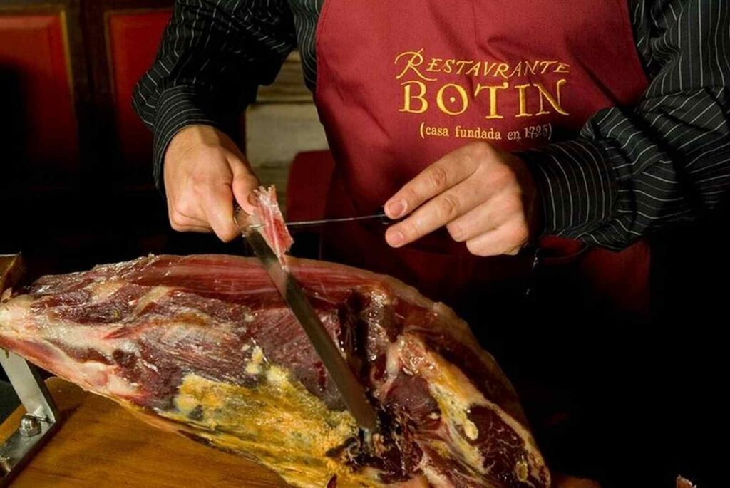Jamonero Casa Bot&iacute;n