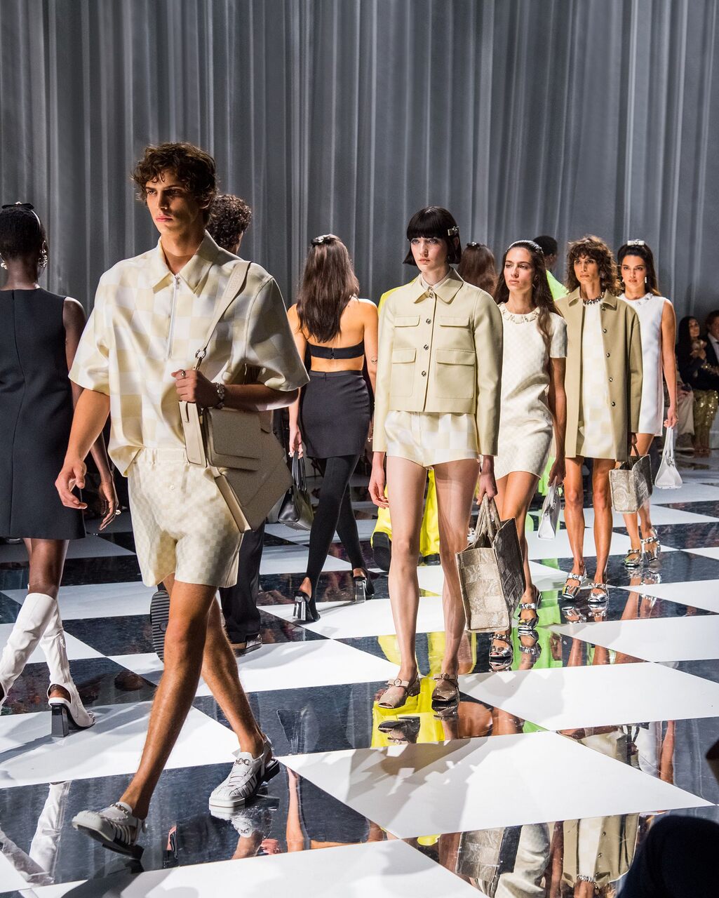 Fashion Week, Desfile
