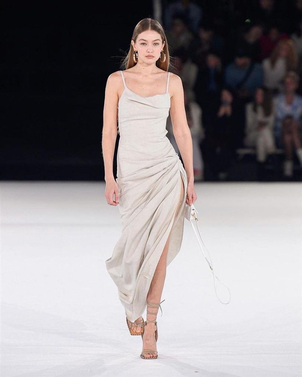 Fashion Week, Desfile, Jacquemus, Gigi Hadid