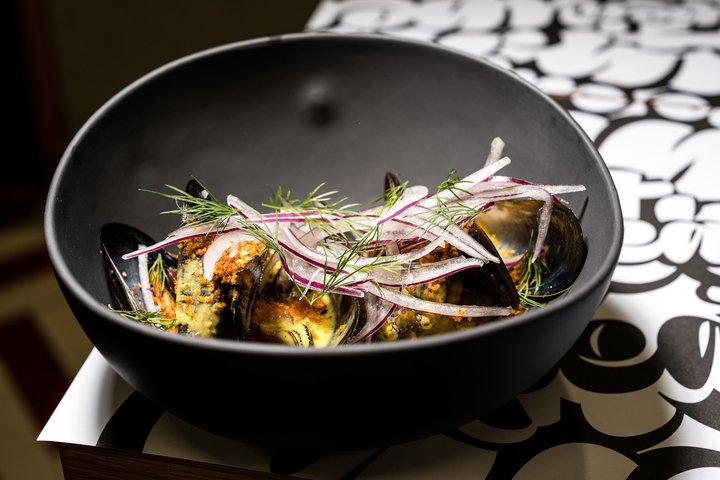 Ceviche caliente de mejillones, Tripea