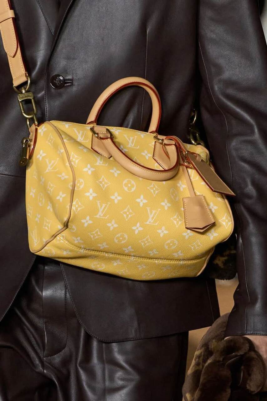 jacob elordi bolsos coleccion
