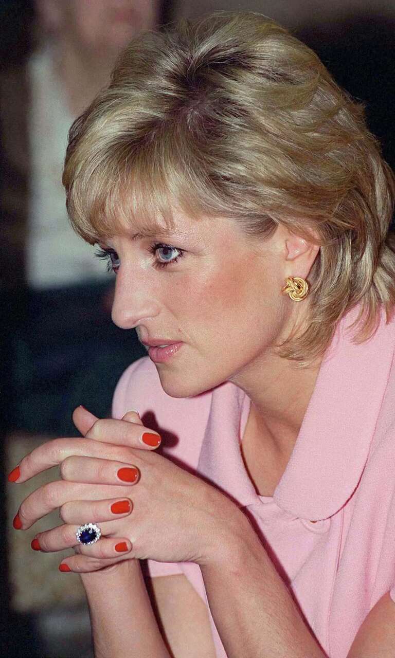 Diana de gales, joyas, joyas realeza
