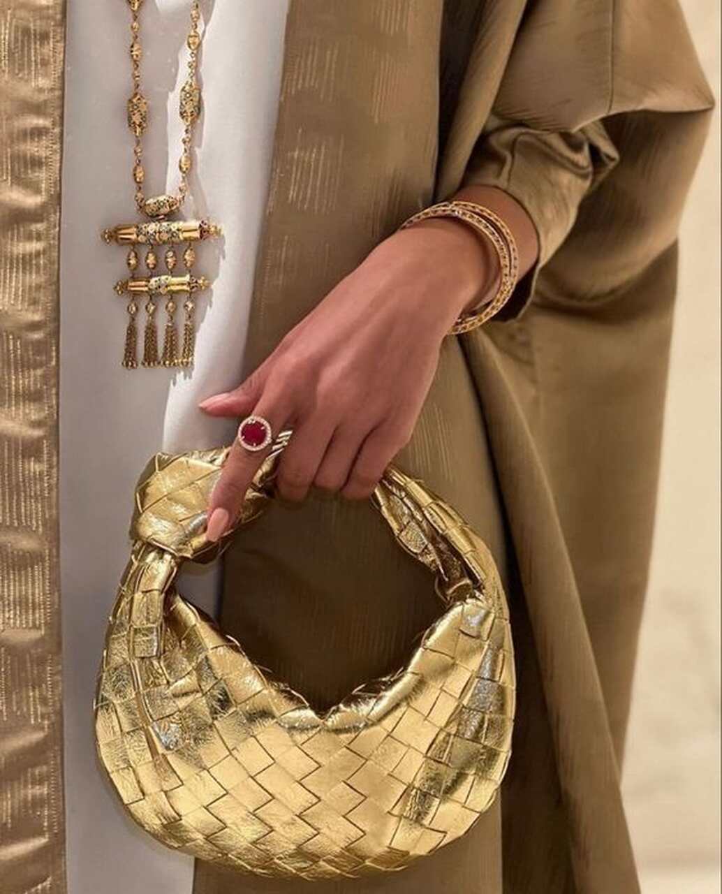 Bolso dorado, bolso, tendencias bolso, metalizado