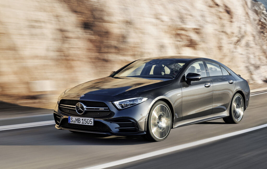 Mercedes-Benz CLS y Ferrari