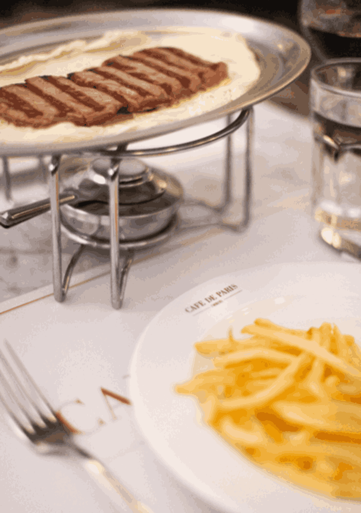 Caf&eacute; de Par&iacute;s