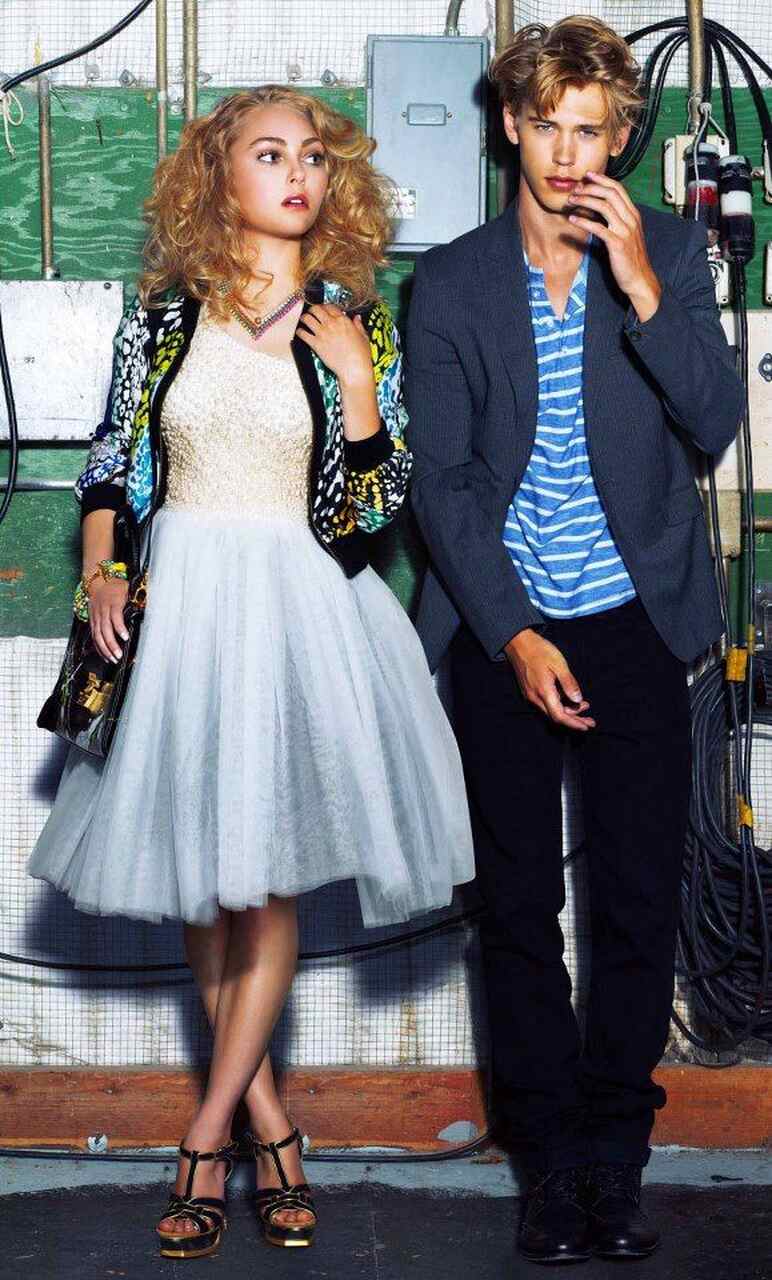 The Carrie Diaries, series