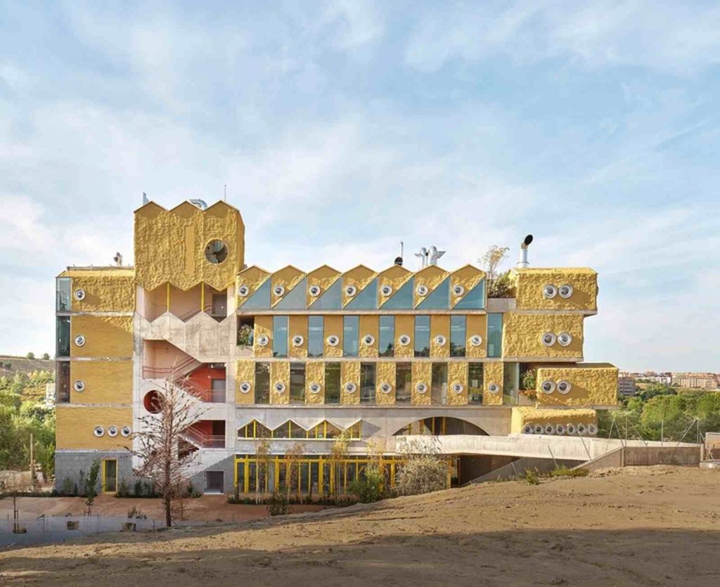 Fachada Colegio Reggio