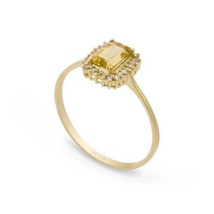 Anillo de diamantes de Nicols