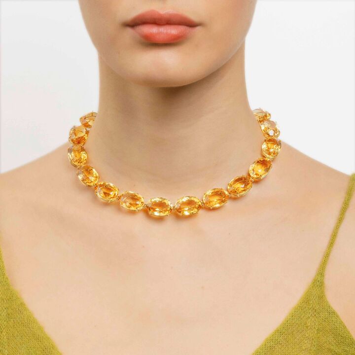 Joyas en amarillo