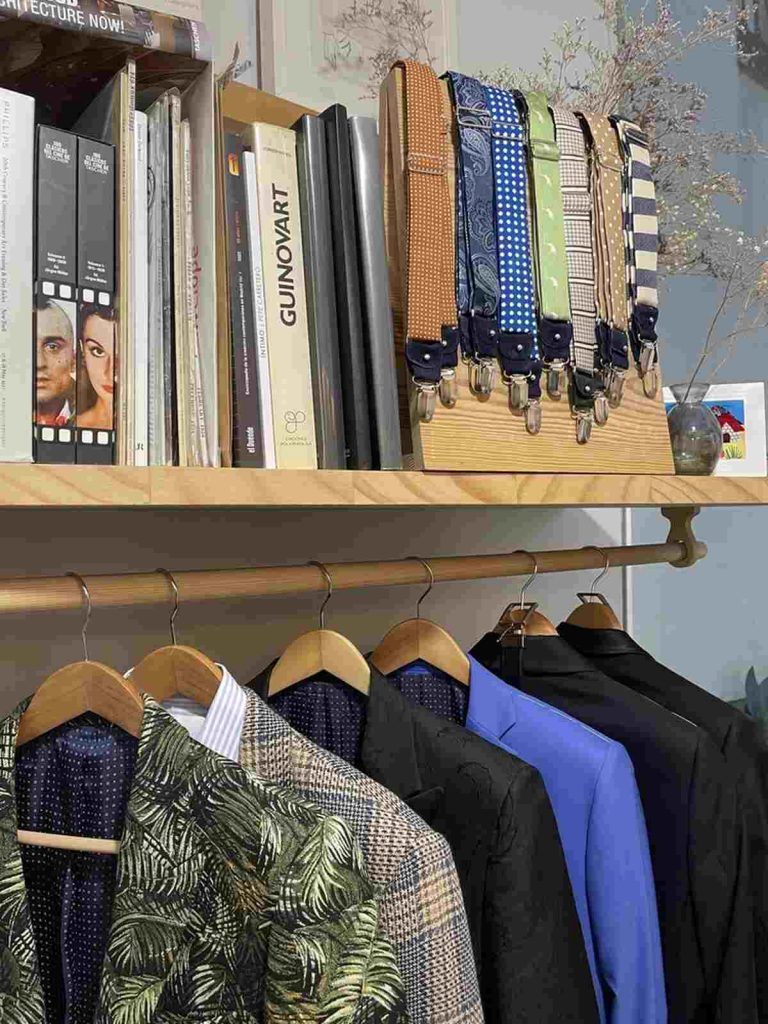 Detalle trajes Garc&iacute;a Madrid, Tirantes Garc&iacute;a Madrid