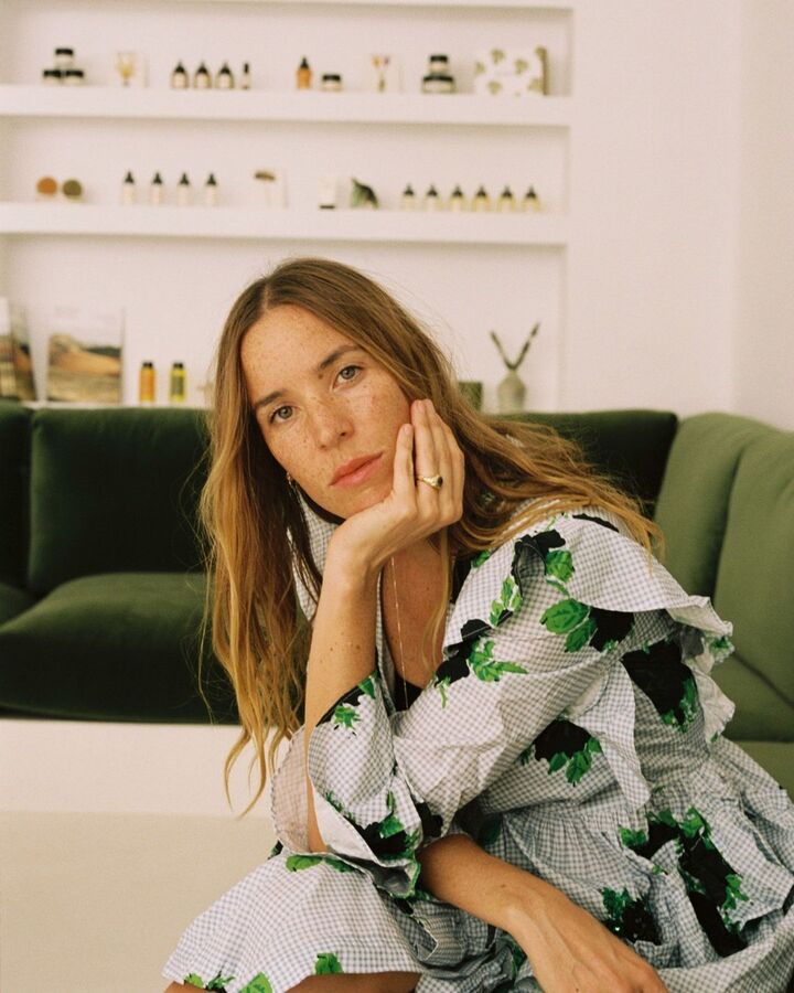 Nuria Val, Rowse