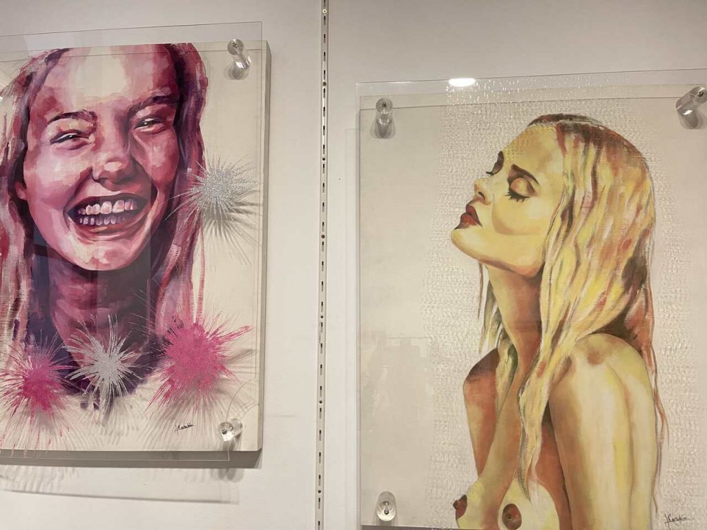 Exposici&oacute;n 'Fieras y FelInas' 8M'
