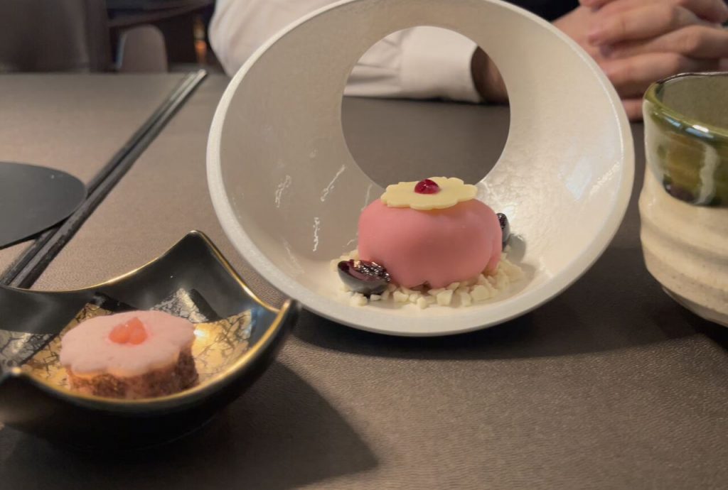 Matcha con Mochi de cereza en Kabuki