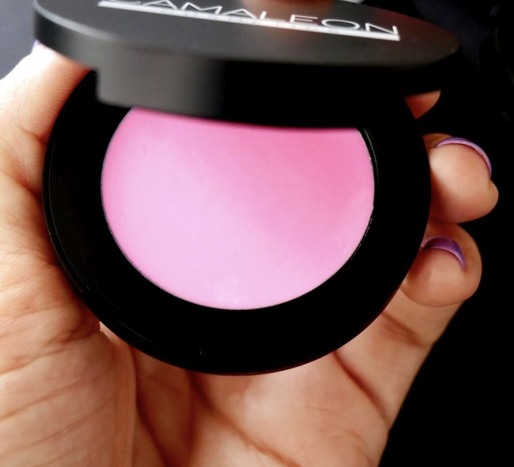 Colorete y maquillaje