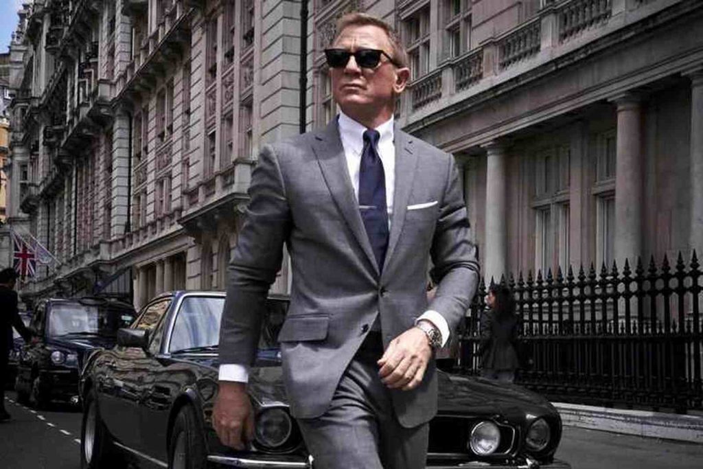 James Bond 