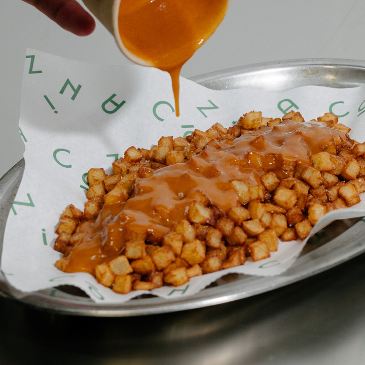 Patatas bravas, Cozina by Santerra