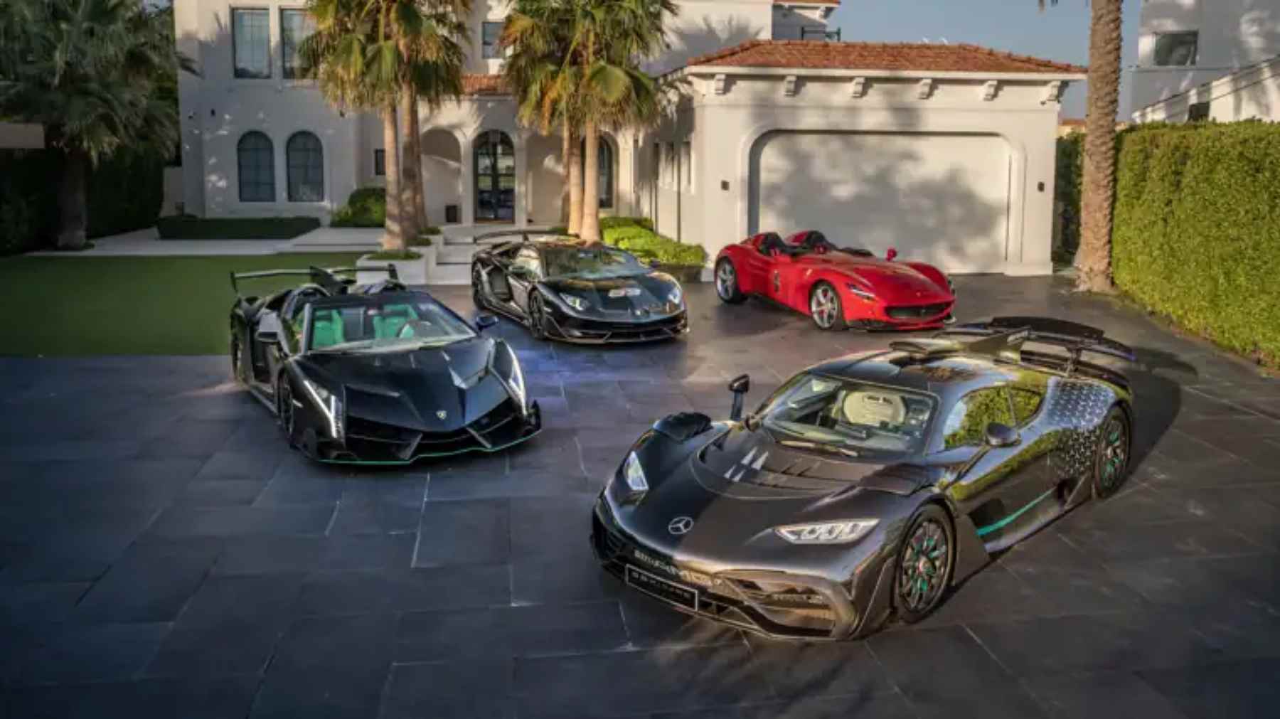 'Supercar Blondie', lanza una plataforma mundial pionera en subastas de coches de lujo