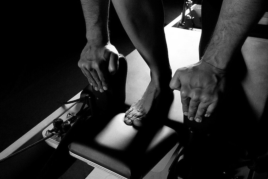 Chris Hemsworth Pilates
