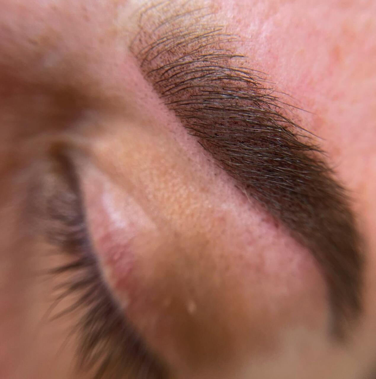 micropigmentaci&oacute;n cejas