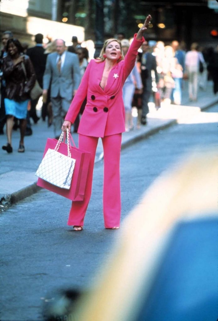Traje rosa Samantha Jones