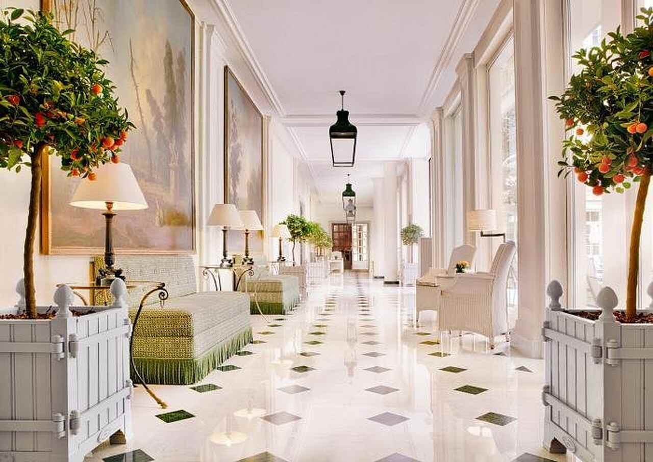  Hotel Le Bristol, Par&iacute;s, Hotel de lujo
