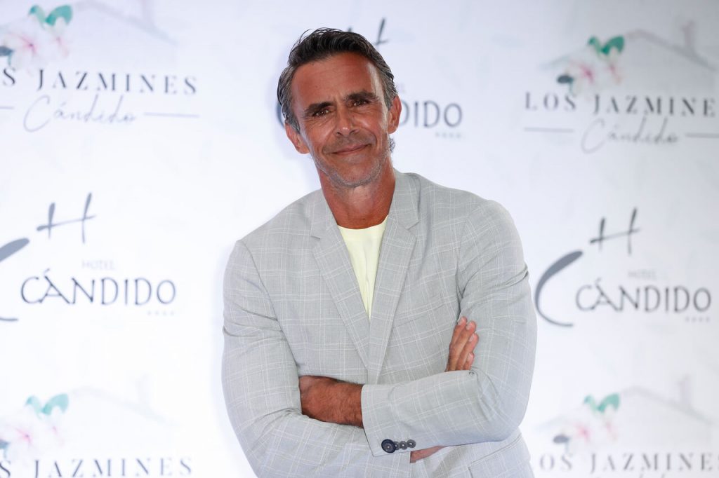 Alonso Caparr&oacute;s en un photocall