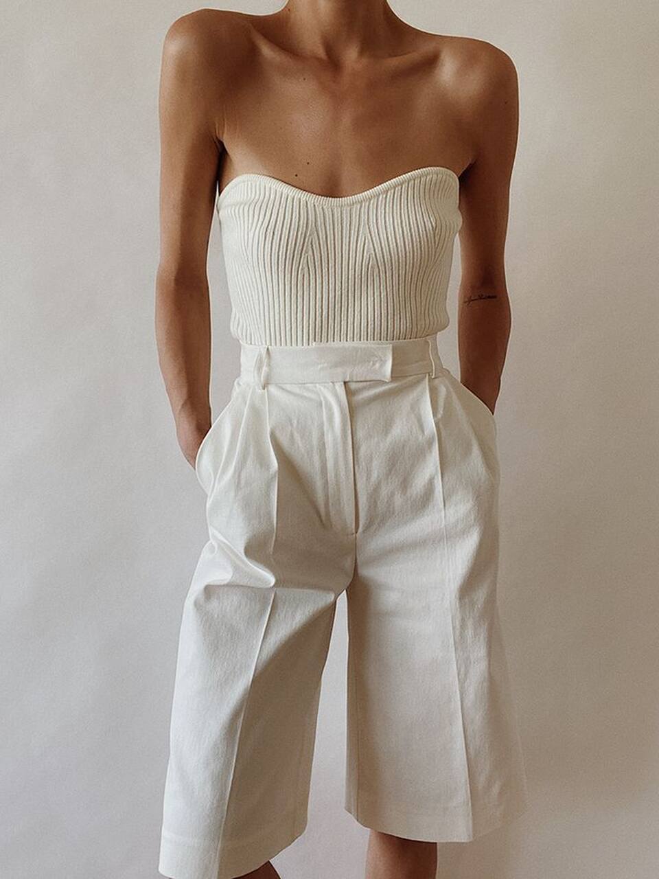 bermudas looks