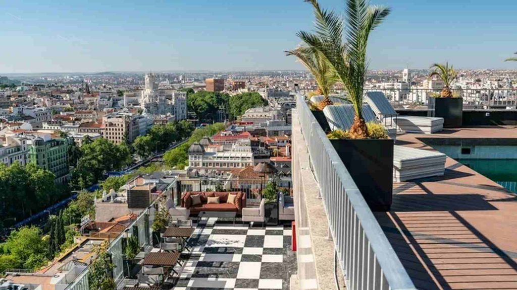 Club financiero g&eacute;nica, terrazas Madrid, Puente de Mayo