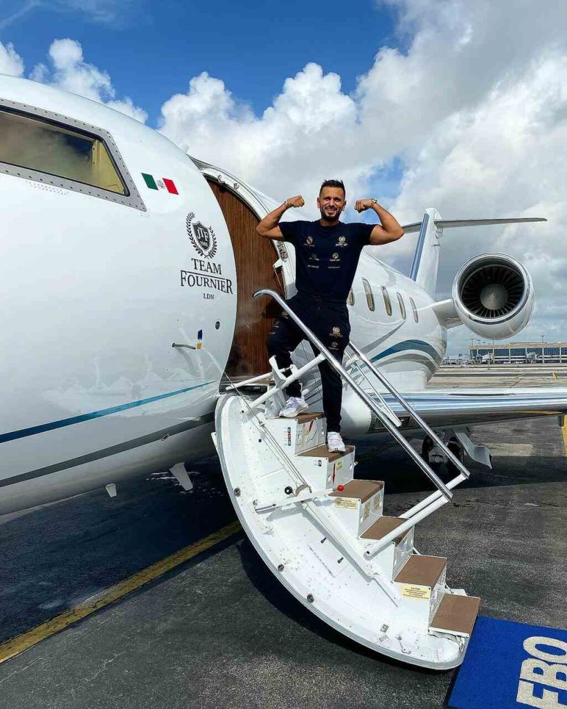 Joe Fournier en su jet privado