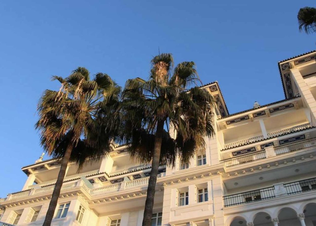 Fachada del Palacio de Miramar, uno de los mejores hoteles de M&aacute;laga