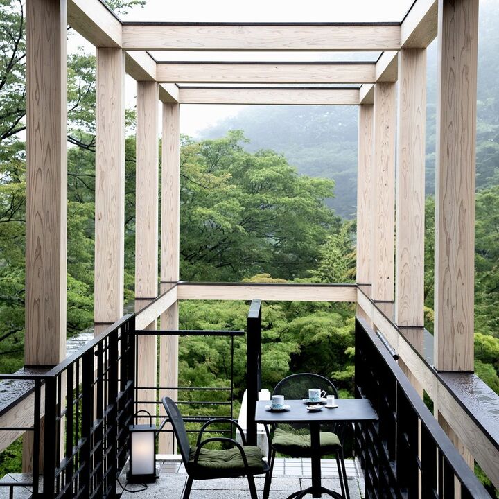 Gora Kadan, Jap&oacute;n
