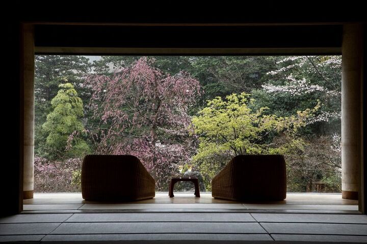Gora Kadan, Jap&oacute;n