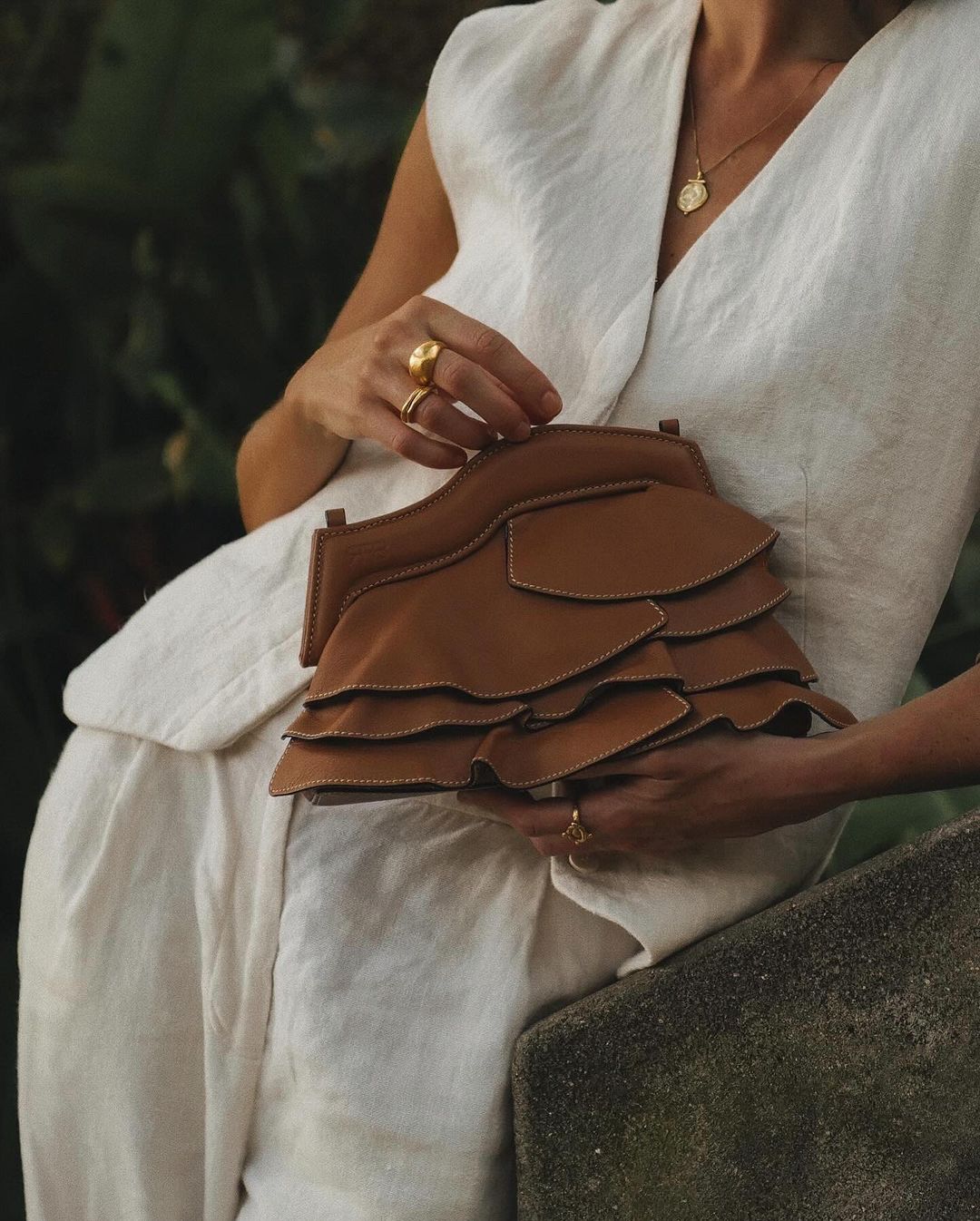 Miren Alos con bolso de RFB
