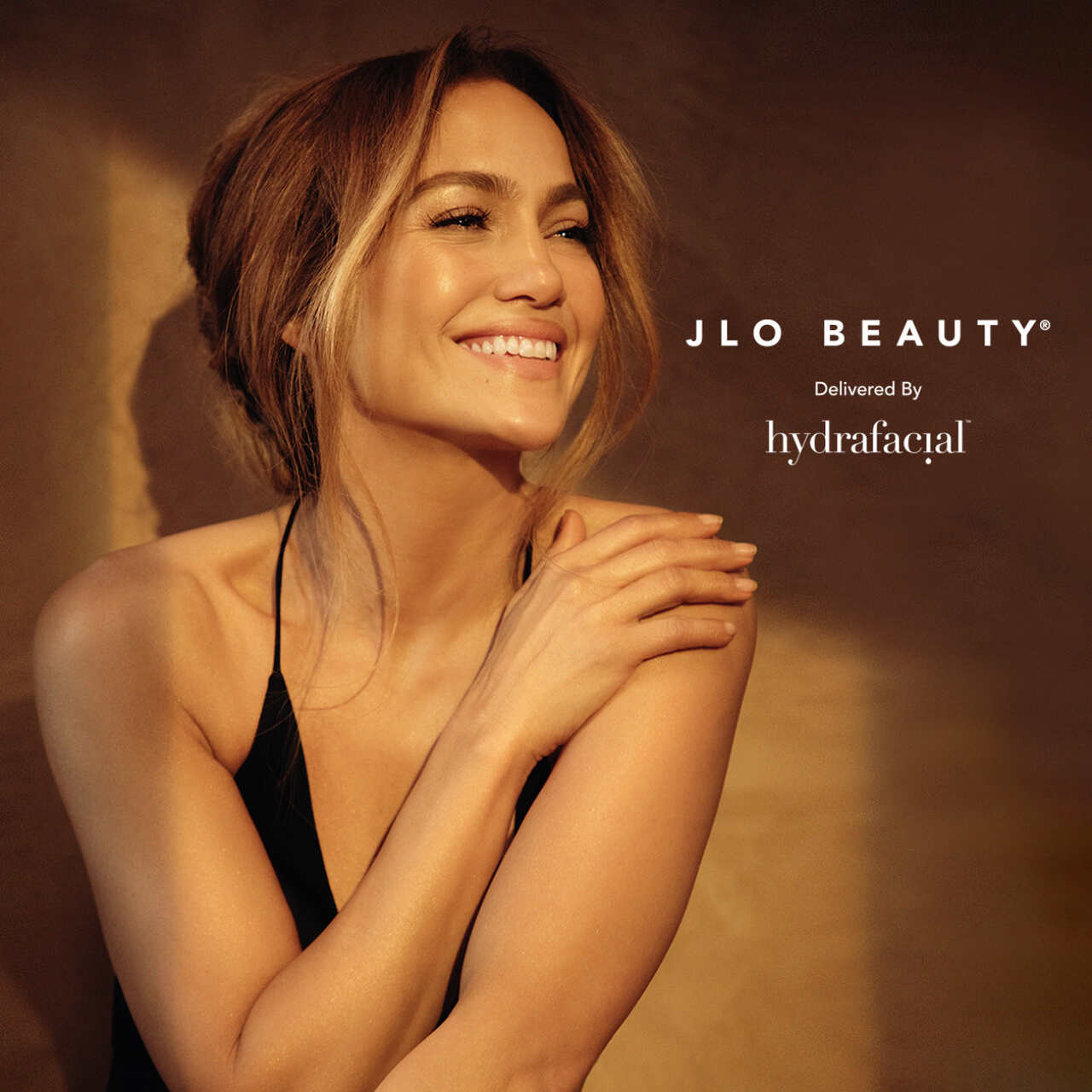 JLO, Jennifer L&oacute;pez, Hydrafacial, JLO Booster