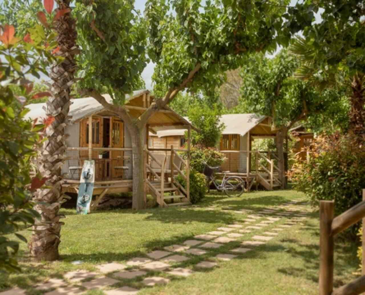Camping Las Palmeras Costa Brava, campings de lujo, campings catalu&ntilde;a