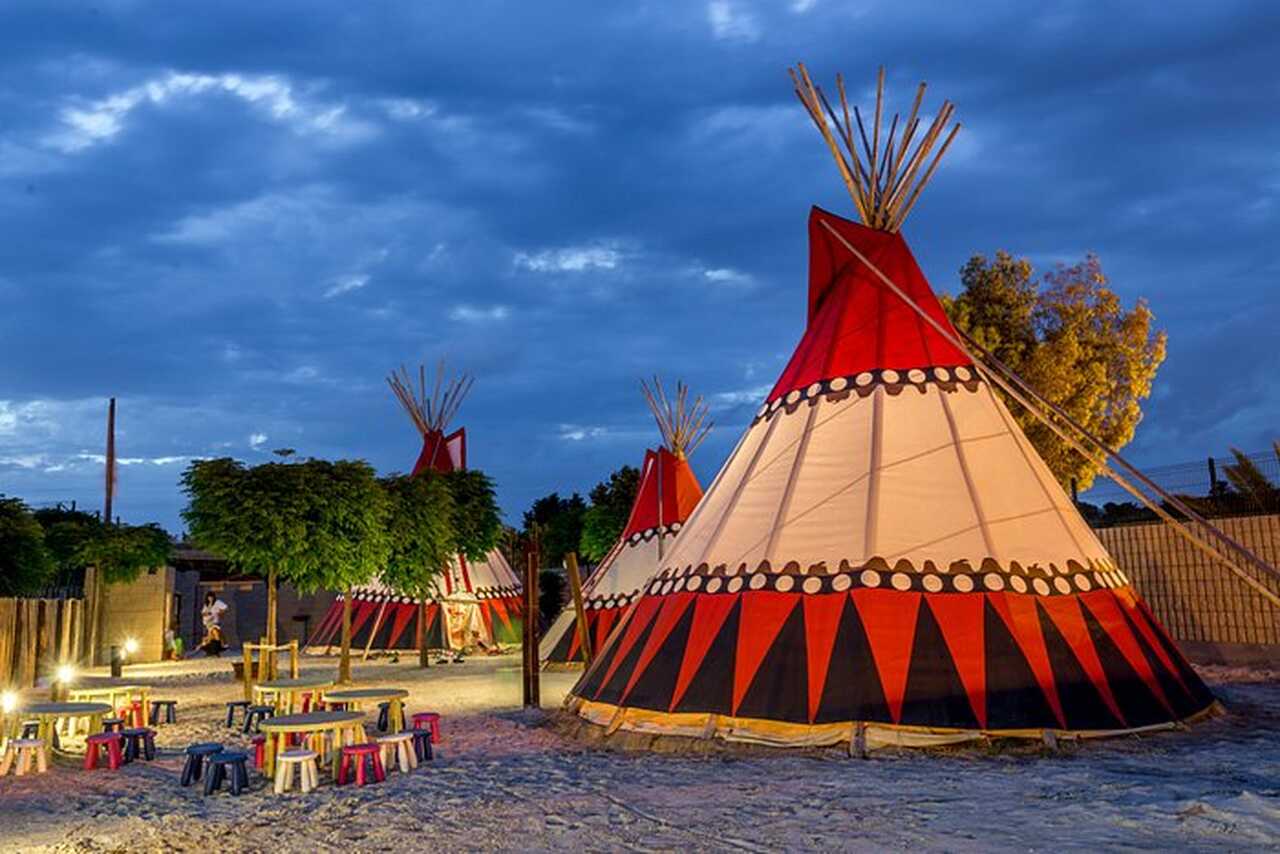 Camping Stel Roda de Bar&agrave;, campings de lujo, campings catalu&ntilde;a