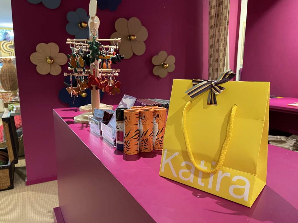 Detalles en la tienda de decoraci&oacute;n Katira