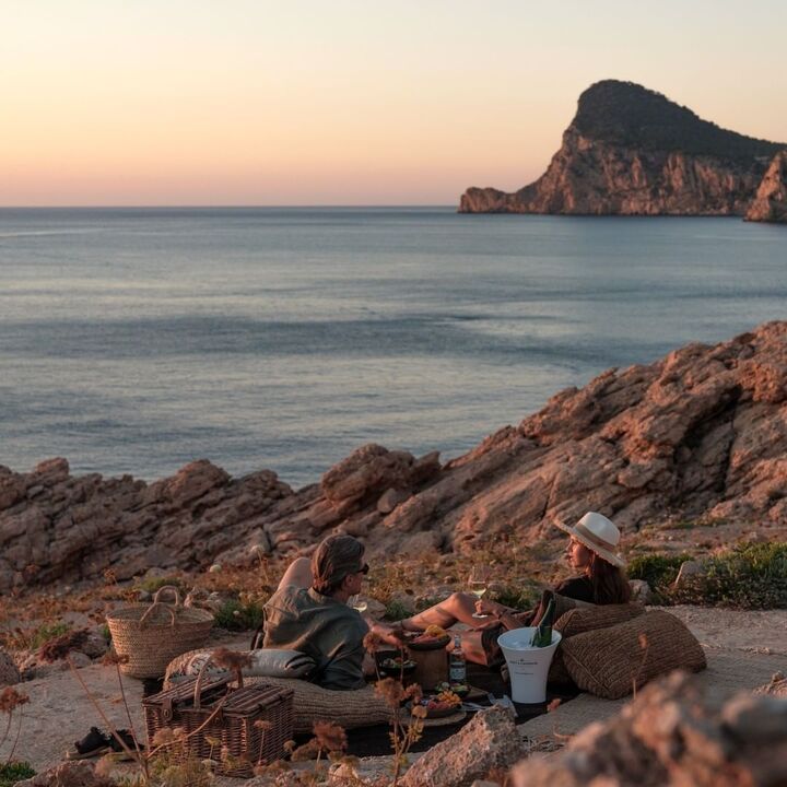 Oku Ibiza, Ibiza