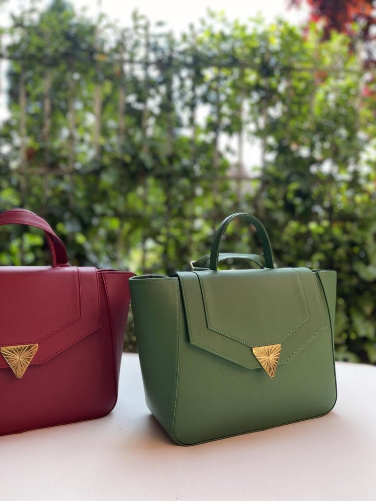 Bolsos de la marca De Ch&aacute;varri. 