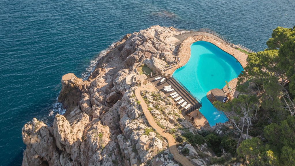 Cataluña de lujo, Hotel boutique Cap Sa Sal)